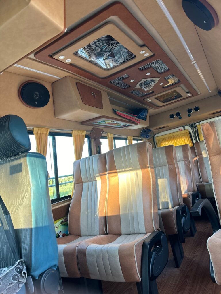 Taxi near Hubli City Landmark